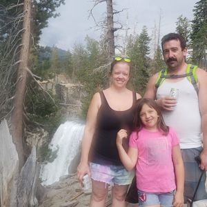 Meet your Posher, Sharon